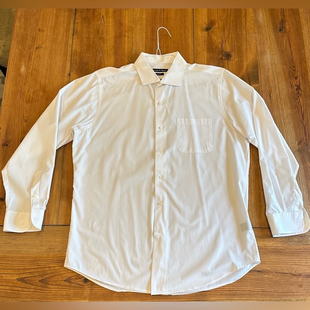 Preswick & Moore Slim Fit Wrinkle Free Men's Dress Shirt